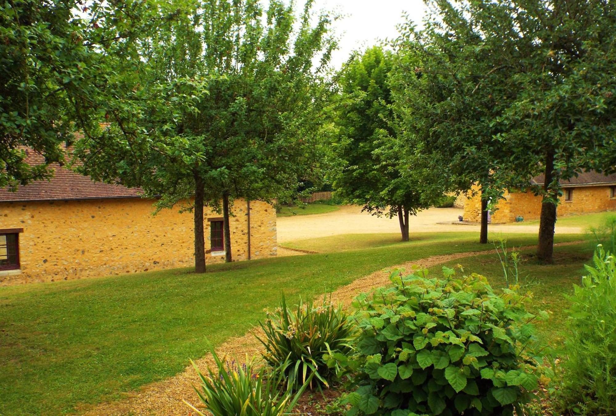 Paulanosa Gite Asnieres-sur-Vegre Ngoại thất bức ảnh